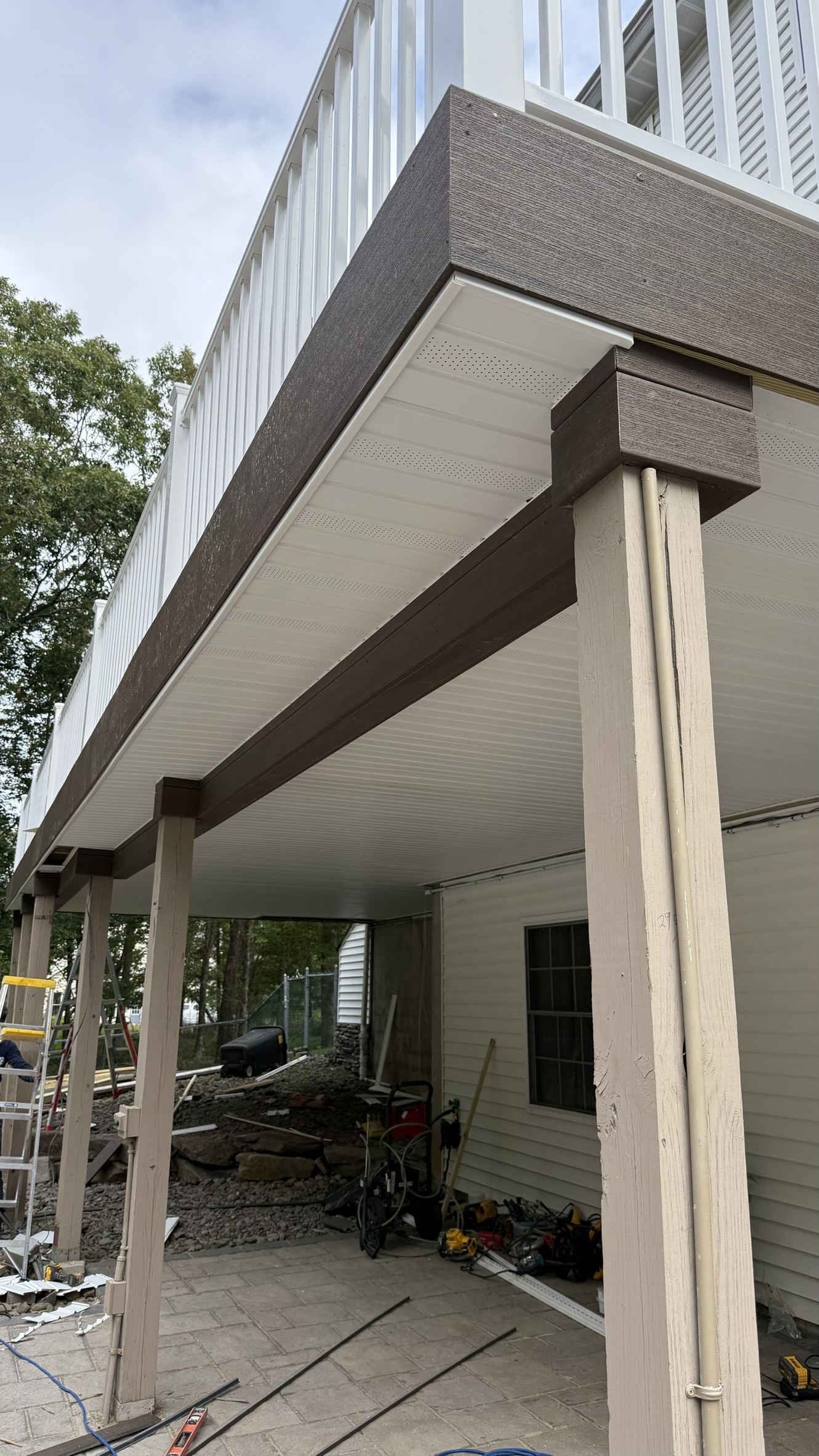 Composite Deck, Dunmore (after)